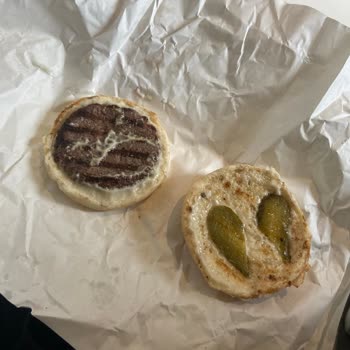 Trendyol Yemek & Chip Burger Yenisahra Hamburger Yerine Köfte Ekmek Yolladı!