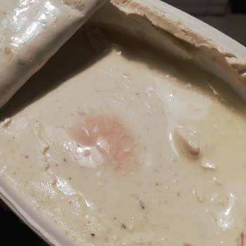 İçim Süt ve Süt Ürünleri İçim Labne Açıldığında Küflü Çıktı