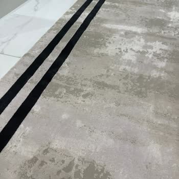 Pierre Cardin Halı Pire Cariden Halımda Renk Değişimi Var