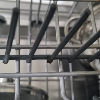 Arçelik Bulaşık Makinesi Sepetinde Paslanma ve Boya Atması Sorunu