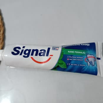 A101 SKT Geçmiş Signal Diş Macunu
