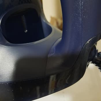 Philips Ev Aletleri Ütü Plastik Kısımları Dökülüyor