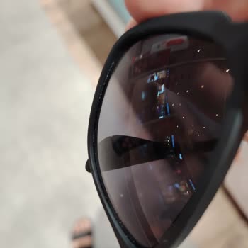Atasun Optik Gözlüğün Camı Ve Çerçevesinin Beyazlaşması