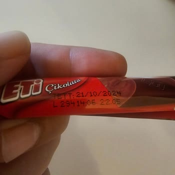 Son Kullanma Tarihi Geçmiş Çikolata ile Sağlık Riski