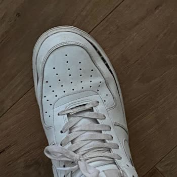 Sporium'dan Aldığım Ayakkabının Kalitesizliği ve İlgisizlik