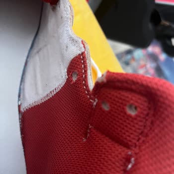Sportive'den Gelen Air Jordan 1 Mid SE Ürünü Defolu ve Çakma Çıktı