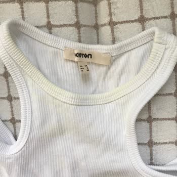 Güneş Kreminin Kıyafetlerde Kalıcı Leke Yapması