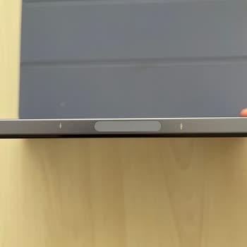 Apple Store Ürünlerinde Beklenmedik Deformasyon Ve Yetersiz Servis Hizmeti!