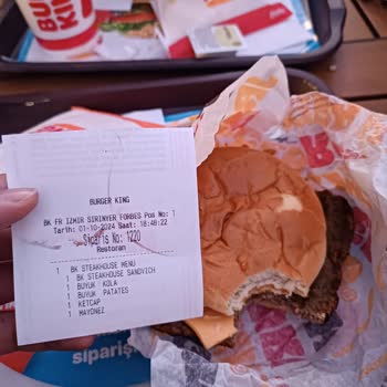 Eksik ve Soğuk Malzemelerle Hazırlanan Hamburger