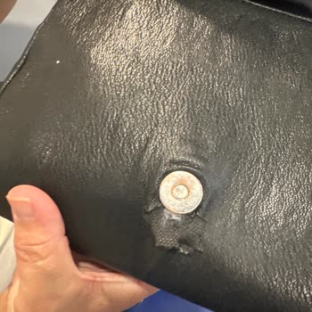 Armani Exchange Çantamın Kalitesizliği Hayal Kırıklığı Yarattı
