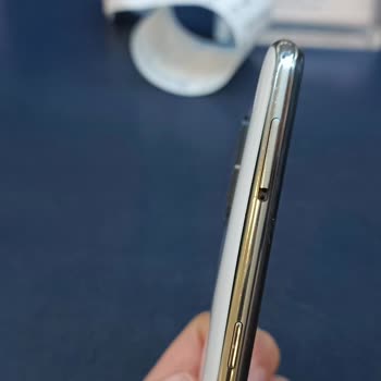 Omix500 telefonum garanti sürecinde daha da zarar gördü