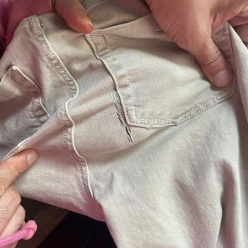 Bershka Pantolonlarının Hızla Yıpranması ve Yetersiz Müşteri Hizmeti