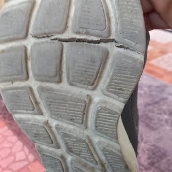 Skechers Ayakkabı Tabanı Sorunu ve Yetersiz Müşteri Hizmeti