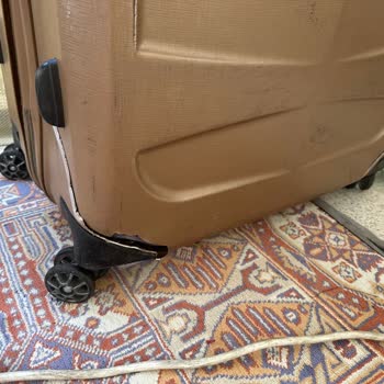 Lot Polish Airlines Bagaj Hasarı