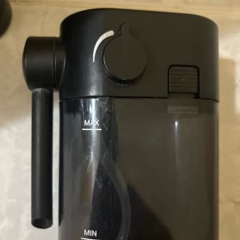Grundig Servisi Süt Potunu Kırarak Geri Gönderdi