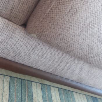 Koltuk Takımındaki Defolu Kumaş Sorunu