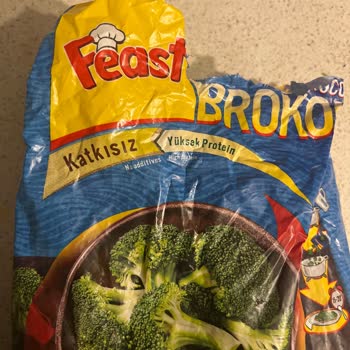 Dondurulmuş Brokoli Üzerindeki Çamur Şoku