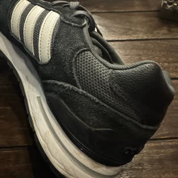 Aldığım Ayakkabının Tabanı Çatladı ve Renk Değişimi Oldu