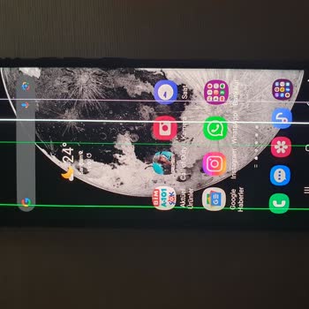 Samsung Galaxy S20 Plus Ekran Sorunu: Kronik Çizgiler