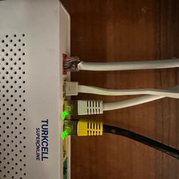 Superonline'ın Haksız Servis Ücreti ve Müşteri Hizmetleri Sorunu