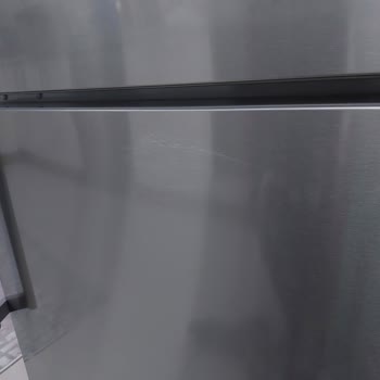 Bosch Buzdolabında Beklenmedik Renk Atması ve Müşteri Hizmetleri Sorunu