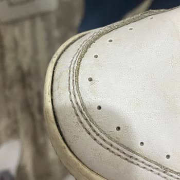 Nike Ayakkabılarımın Yanları 5 Ayda Açıldı