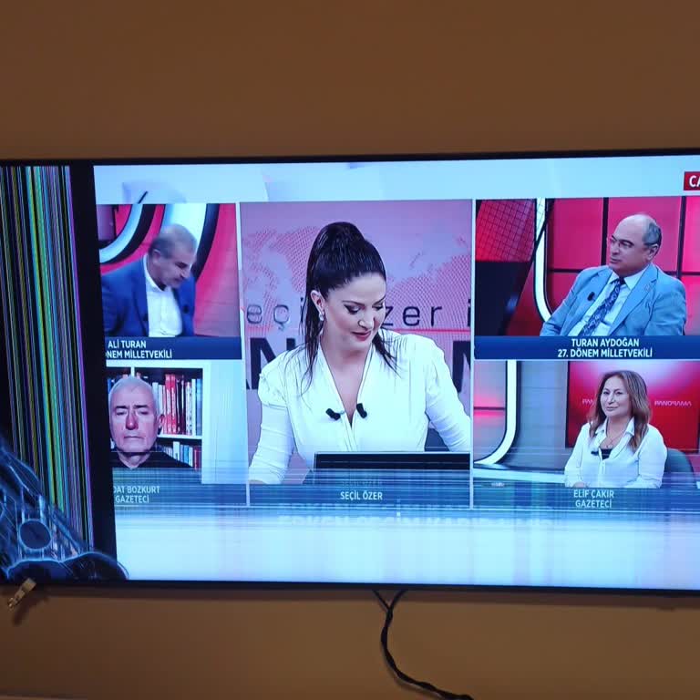 Samsung QLED TV'nin Dayanıksız Çerçeve Sorunu