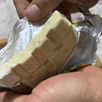 Eksik Çikolata Kareleri