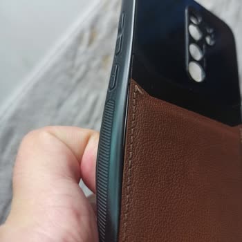 Kalitesiz Telefon Kılıfı ve Yetersiz Müşteri Hizmeti