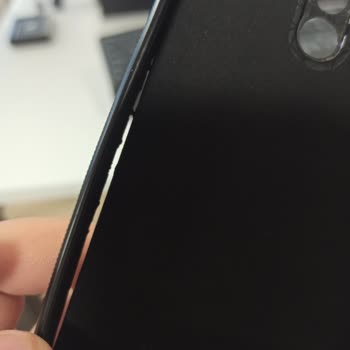 Kalitesiz Telefon Kılıfı ve Yetersiz Müşteri Hizmeti