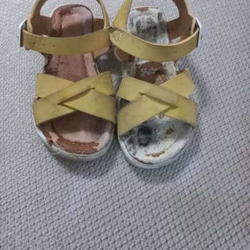 FLO Ayakkabı Dan Aldığım Sandaletin Kalitesi Hayal Kırıklığı Yarattı