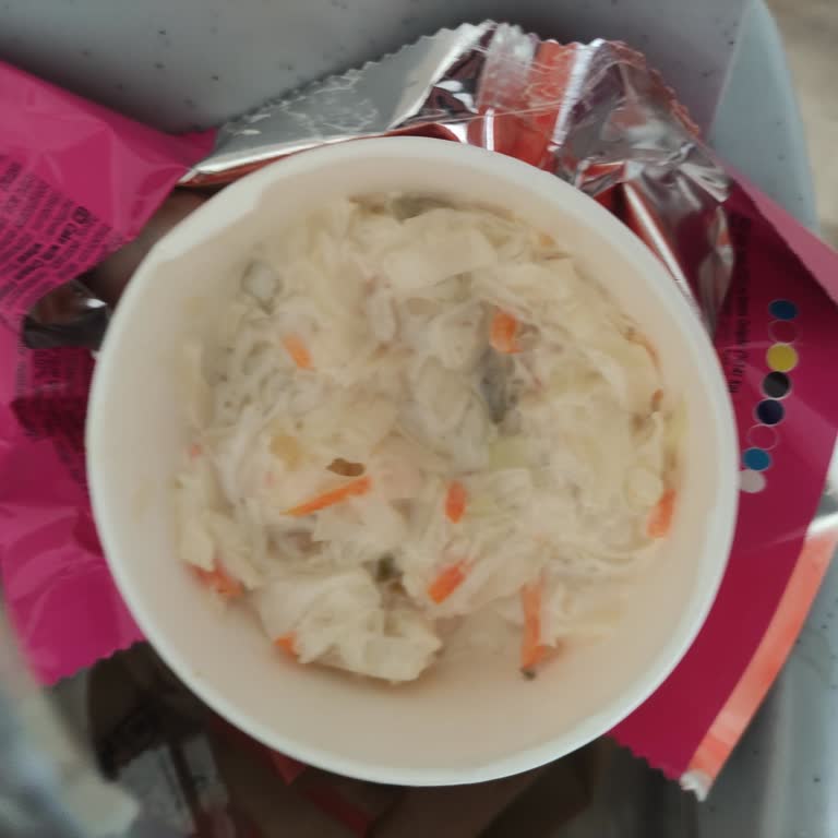 Popeyes'te Hayal Kırıklığı: Bayat Coleslaw Sorunu