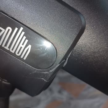 Karaca'dan Gelen Kırık Süpürge Başlığına Çözüm Bulunamıyor