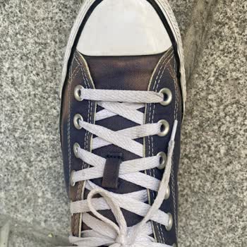 Converse Ayakkabıda 3 Ayda Renk Değişimi Sorunu