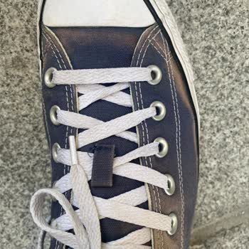 Converse Ayakkabıda 3 Ayda Renk Değişimi Sorunu