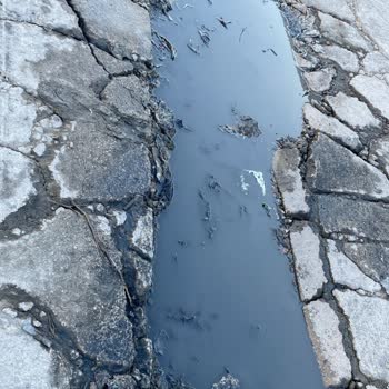Bornova Belediyesi Işıkkent'te Bitmeyen Yol Çilesi Mart'tan Beri Çözüm Yok
