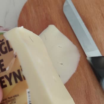 On Süt Tam Yağlı Kaşar Peynirinde Hijyen Sorunu