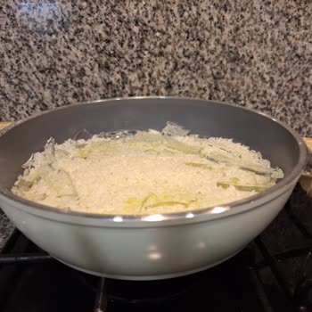 Karaca Tencere Setinde Patlayan Cam Kapak Tehlikesi