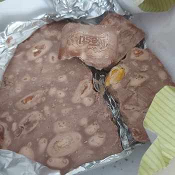 Bozuk Çikolata ve Saygısız Müşteri Hizmetleri
