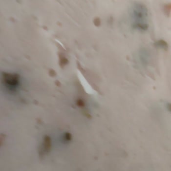 Polonez Hindi Füme Ürününde Beklenmedik Tüy Sorunu