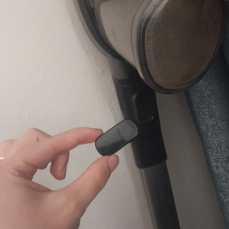 Philips 8000 Serisi Süpürge Parça Sorunu