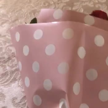 Yanıltıcı Görsellerle Hayal Kırıklığına Uğratan Çiçek Siparişi