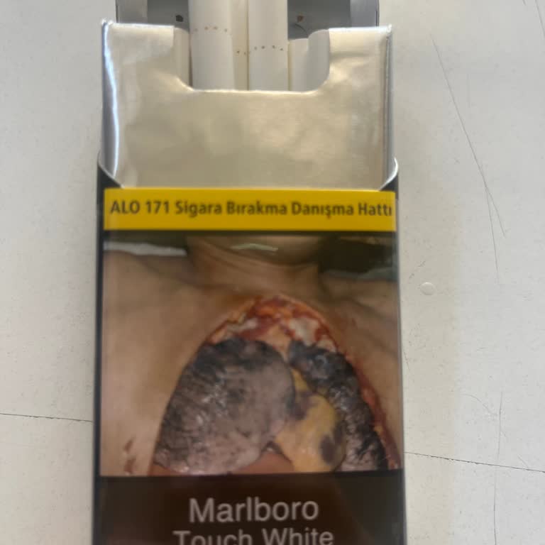 Marlboro Touch White Üretim Hatası: İzmaritlerde Delikler