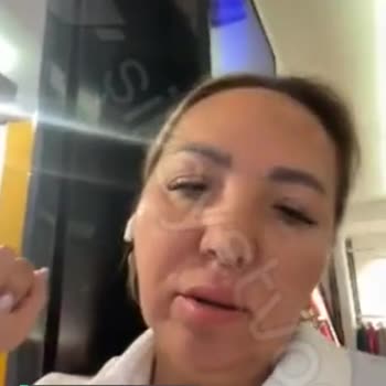 Lacoste Ürünü Değişmesini İstiyorum!