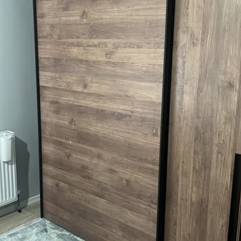 Orlando Gardırop Aynası Tehlike Saçıyor