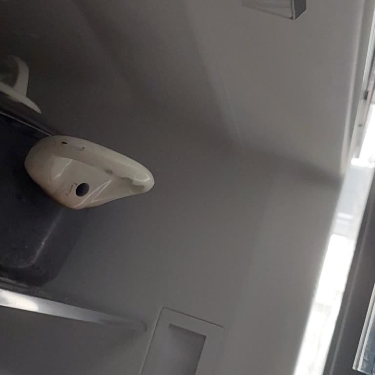 Bosch Buzdolabı LED Aydınlatma Sorunu