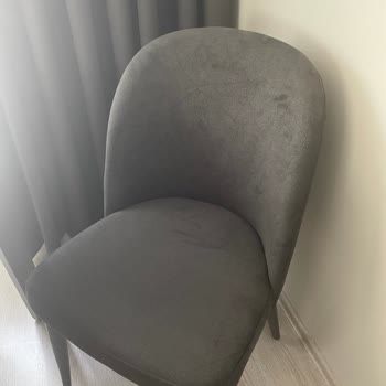 Yanlış Sandalye Kumaşı ve İletişim Sorunu