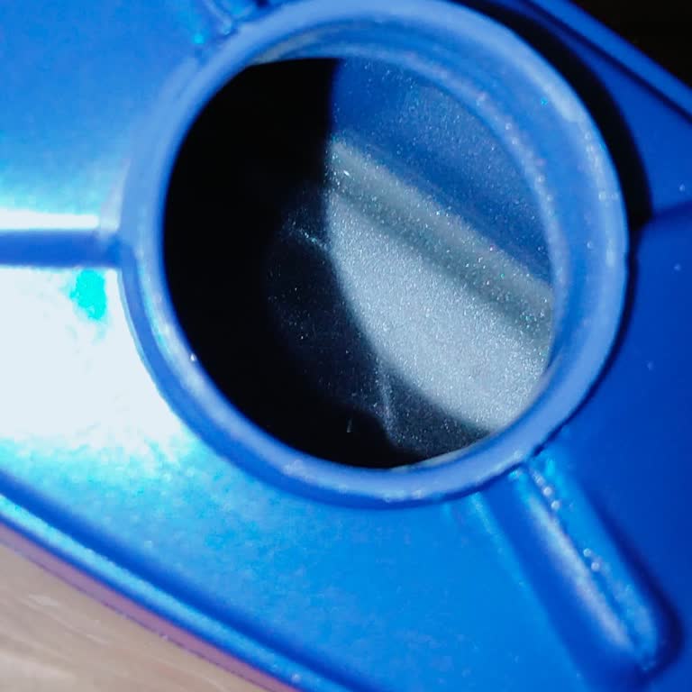 Clear Men 3-in-1 Shampoo Bottle Half-Empty Despite 350ml Label