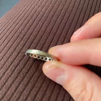 Altın Alyans ve Pırlanta Yüzüğün Kalitesizliği ve Sararma Sorunu