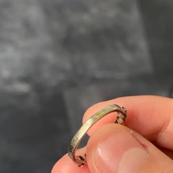 Altın Alyans ve Pırlanta Yüzüğün Kalitesizliği ve Sararma Sorunu